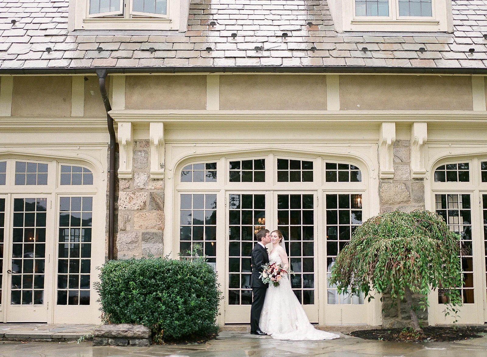 The Tuxedo Club Wedding in Tuxedo Park NY Jane and Chris Michelle Lange Photography